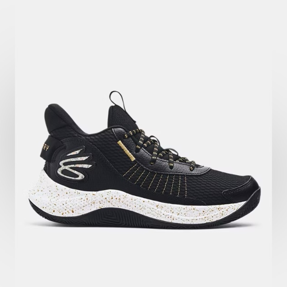 Under Armour Curry Flow - Black/Gold - Size 6Y (Fits like 6.5)